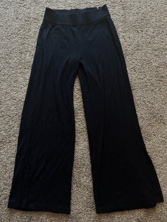 Travis Mathew Pants - Travis Mathew Ribbed Black Lounge Wide Leg Pants‎ Size Medium